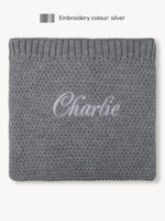 Gestrickte Decke Grau