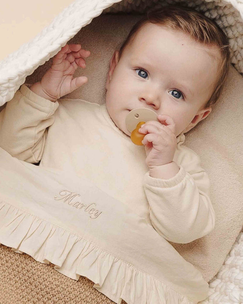 Bedsheet Ruffle Cream
