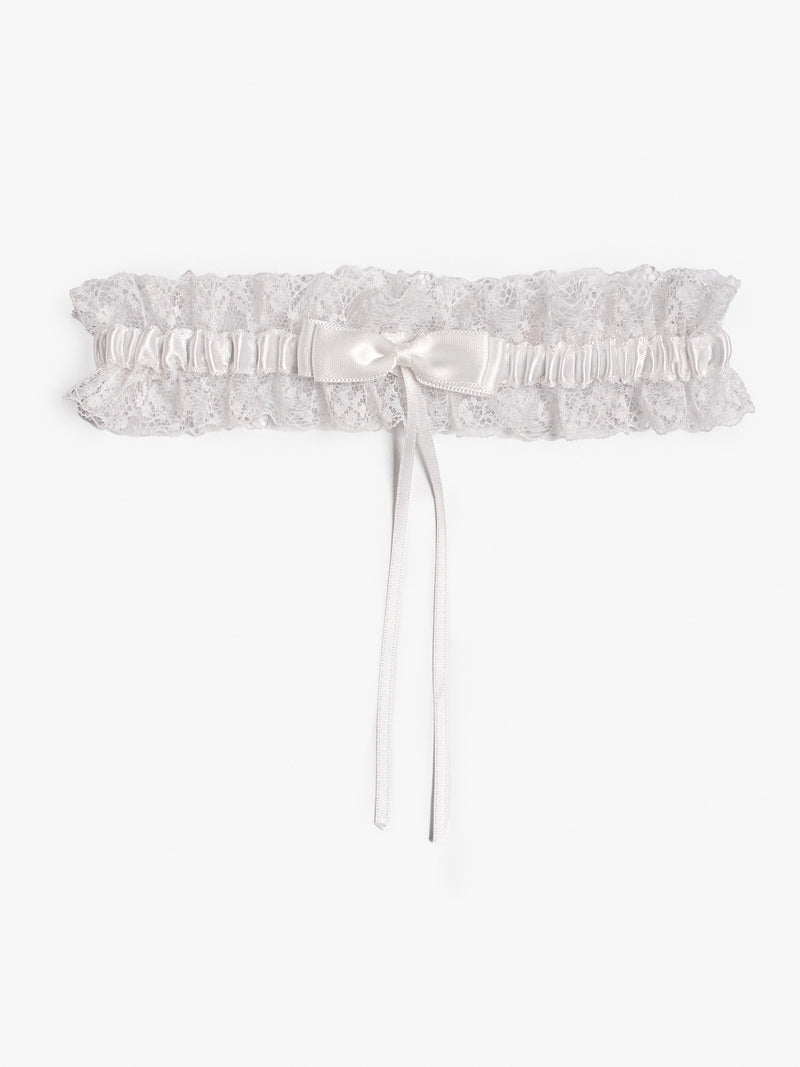 Garter Snow White